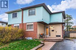 29 CHAUCER CRESCENT  Barrie, ON L4N 4T8