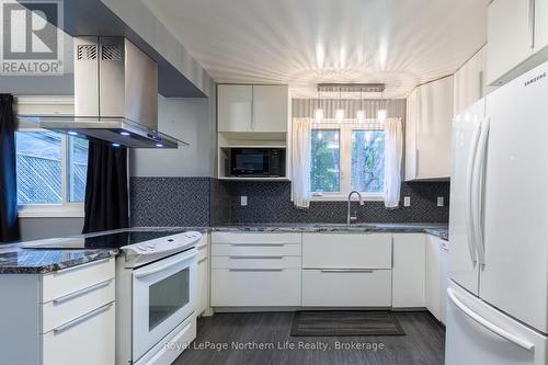 110 Marshall Park Drive, North Bay (Ferris), ON - Indoor Photo Showing Kitchen