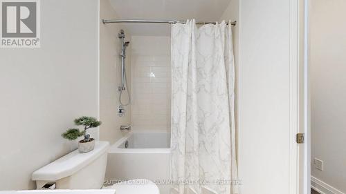 307 - 55 Speers Road N, Oakville, ON - Indoor Photo Showing Bathroom