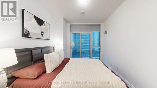 307 - 55 Speers Road N, Oakville, ON - Indoor Photo Showing Bedroom