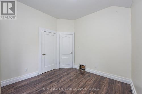 1561 Hurontario Street, Mississauga, ON 