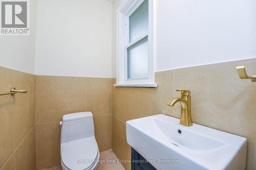 1561 Hurontario Street, Mississauga, ON 