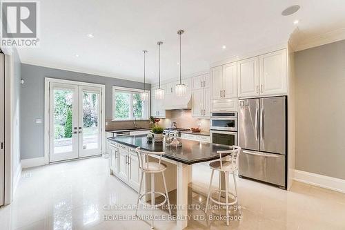 2414 Camilla Road, Mississauga, ON - Indoor Photo Showing Kitchen With Upgraded Kitchen