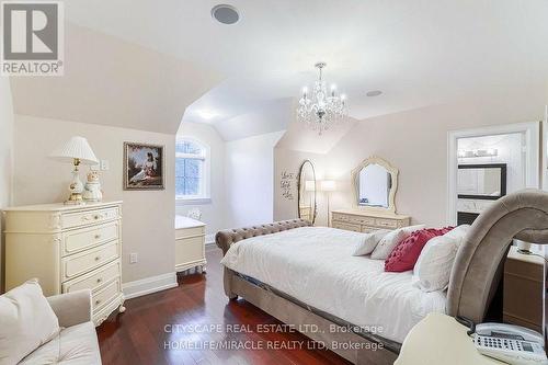 2414 Camilla Road, Mississauga, ON - Indoor Photo Showing Bedroom