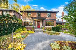 2 HARTFIELD COURT  Toronto, ON M9A 3E3