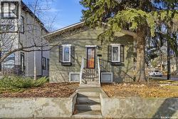 1423 7th AVENUE N  Saskatoon, SK S7K 2W3