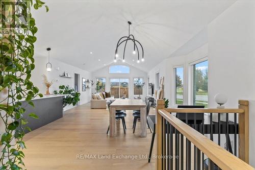 23 - 560 Devonshire Road, Saugeen Shores, ON - Indoor Photo Showing Dining Room