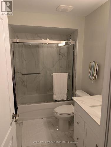 71 Barchester Crescent, Whitby, ON - Indoor Photo Showing Bathroom