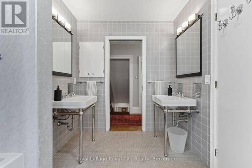 66 Old Mill Road, Cambridge, ON - Indoor Photo Showing Bathroom