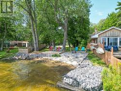 120-121 MOWAT CRESCENT  North Bay (Ferris), ON P1A 1R5