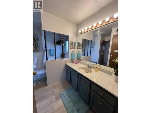 31 4501 Nahanni Drive, Fort Nelson, BC - Indoor Photo Showing Bathroom