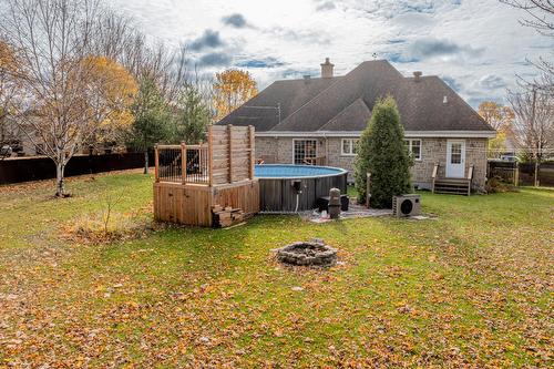 Face arrière - 900 Rue Vauquelin, Neuville, QC - Outdoor