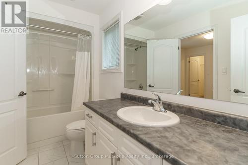 14 Braeside Crescent, Huntsville (Chaffey), ON - Indoor Photo Showing Bathroom