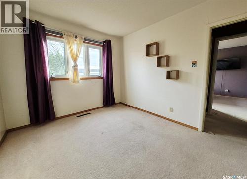 111 Alfred Street, Kyle, SK - Indoor Photo Showing Other Room