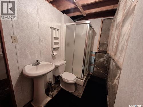 111 Alfred Street, Kyle, SK - Indoor Photo Showing Bathroom