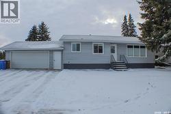 401 Scotia DRIVE  Melfort, SK S0E 1A0
