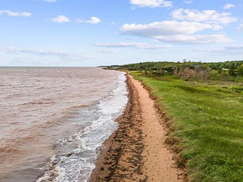 304 6216 Route 11, Mont Carmel, PE 