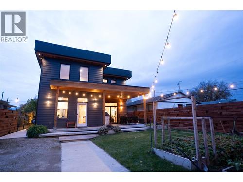 930 Cawston Avenue, Kelowna, BC - Outdoor