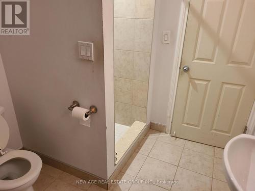 9 Ness Road, Brampton, ON - Indoor Photo Showing Bathroom