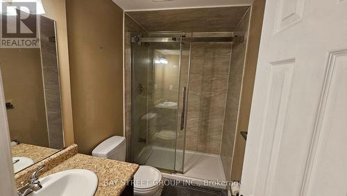 2107 Wincanton Crescent, Mississauga, ON - Indoor Photo Showing Bathroom