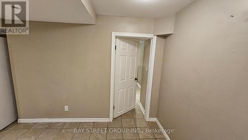 2107 Wincanton Crescent, Mississauga, ON - Indoor Photo Showing Other Room