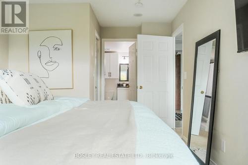 207 - 185 Oneida Crescent, Richmond Hill, ON - 