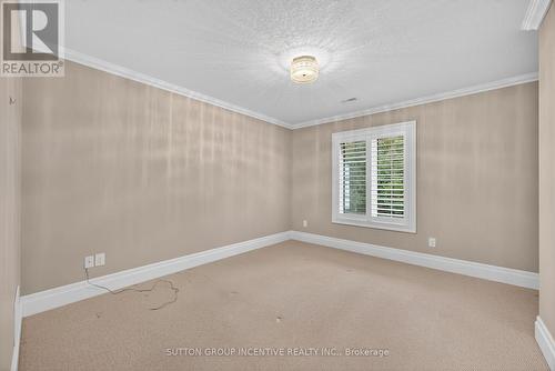 53 Clover Crescent, Wasaga Beach, ON - Indoor Photo Showing Other Room