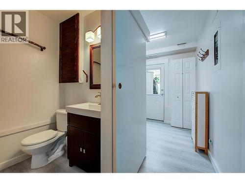 2745 Cameron Road, West Kelowna, BC - Indoor Photo Showing Bathroom