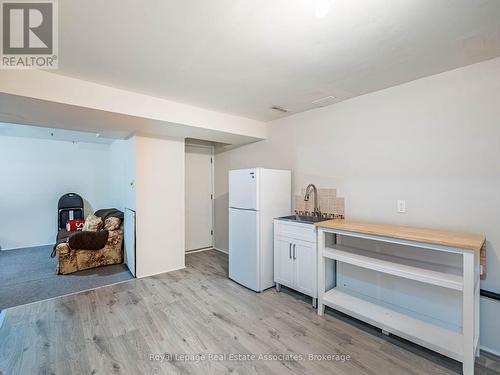 6033 Duford Drive, Mississauga, ON - Indoor