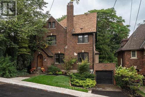 36 MOUNTWOOD AVENUE  Hamilton, ON L8N 2G9