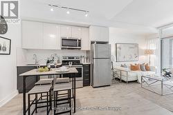 250 - 621 SHEPPARD AVENUE E  Toronto, ON M2K 1B5