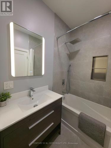 1 - 82 Albert Street N, Orillia, ON - Indoor Photo Showing Bathroom