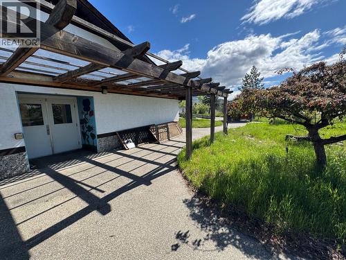 2320 78Th Avenue, Grand Forks, BC 