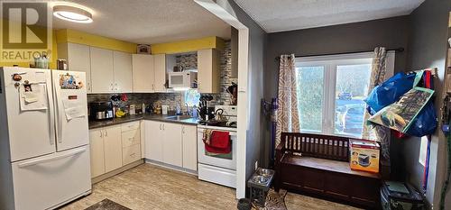 141 Federation St, Thessalon, ON - Indoor Photo Showing Kitchen