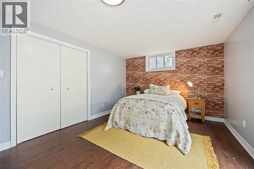 2006 Olive Avenue, Sarnia, ON - Indoor Photo Showing Bedroom