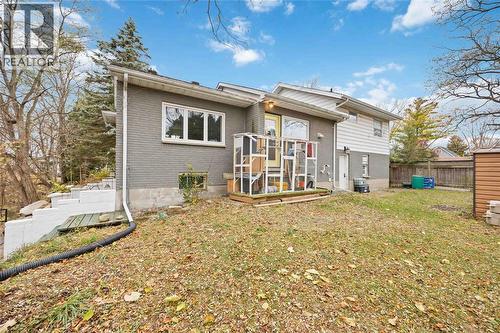 2006 Olive Avenue, Sarnia, ON - Outdoor