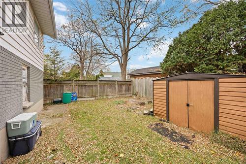 2006 Olive Avenue, Sarnia, ON - Outdoor