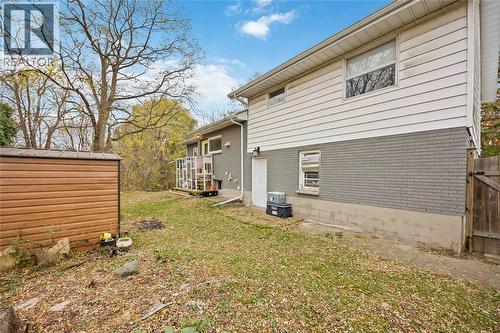 2006 Olive Avenue, Sarnia, ON - Outdoor