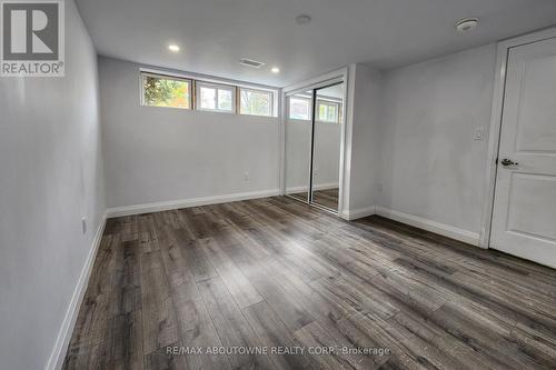 12 Ramsey Crescent, Hamilton, ON - Indoor Photo Showing Other Room