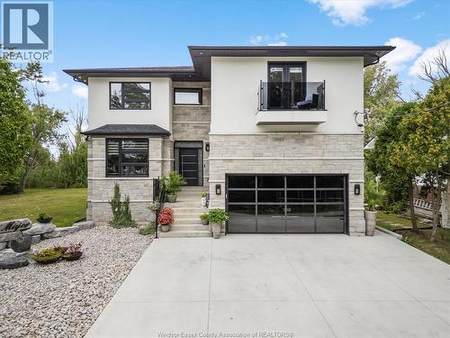 15 MAJOR BOULEVARD  Lasalle, ON N9J 1C6