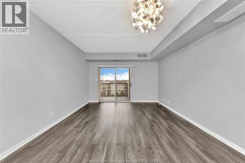 315 Village Grove Unit# 501, Tecumseh, ON - Indoor Photo Showing Other Room