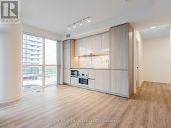 712 - 8 INTERCHANGE WAY  Vaughan, ON L4K 0R2