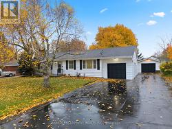 3 ALGONQUIN AVENUE  Hamilton, ON L9H 7K9