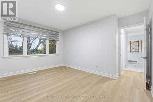 3 Algonquin Avenue, Hamilton, ON - Indoor Photo Showing Other Room