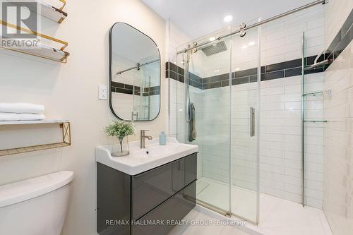 183 Pretoria Avenue, Ottawa, ON - Indoor Photo Showing Bathroom