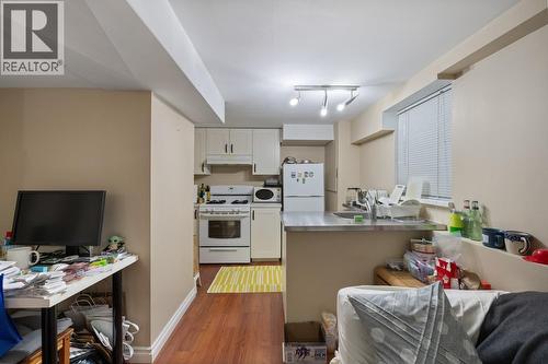 31 W 11Th Avenue, Vancouver, BC - Indoor Photo Showing Kitchen