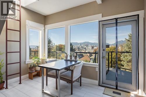 31 W 11Th Avenue, Vancouver, BC - 