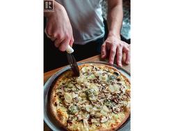 605 W PENDER STREET  Vancouver, BC V6B 3H5