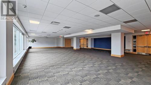 310 - 10 Yonge Street, Toronto, ON - Indoor Photo Showing Other Room