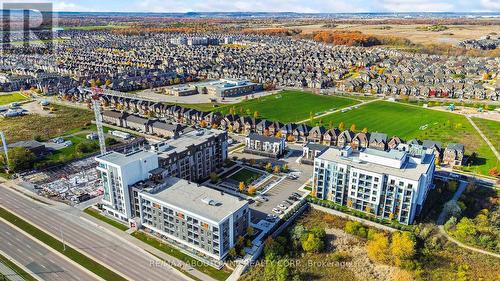 004 - 95 Dundas Street W, Oakville, ON - Outdoor With View